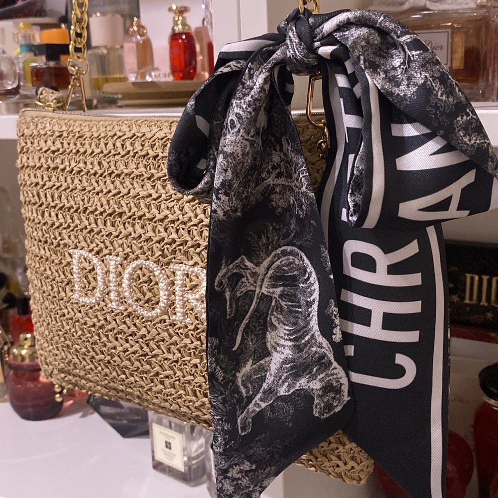 Dior Raffia Bag - Picture 6 of 9